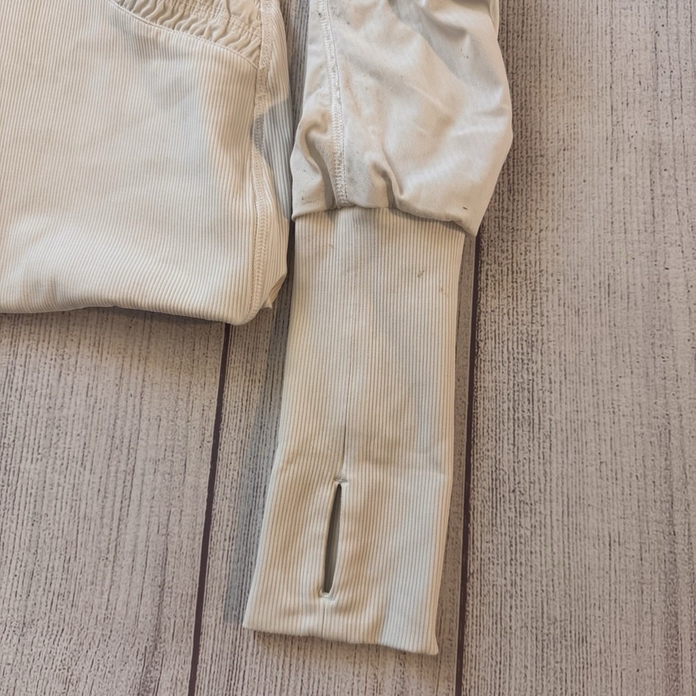 Lululemon Women's Size 6 White Full Zip Hooded Jacket Ruched Thumbholes Workout - Picture 6 of 15